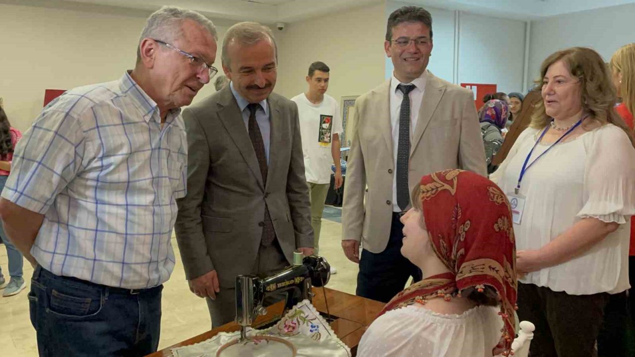 Çaycuma’da ‘Hayat Boyu Öğrenme Haftası’ kutlanıldı