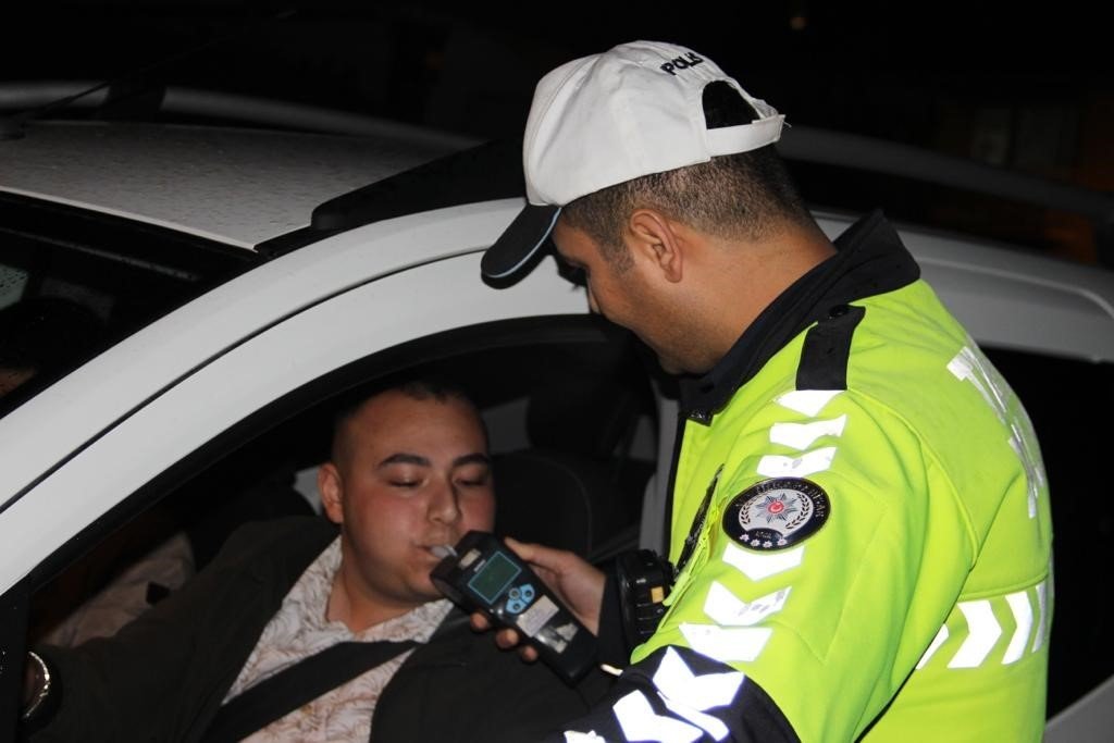 Bolvadin’de asayiş ve trafik denetimi