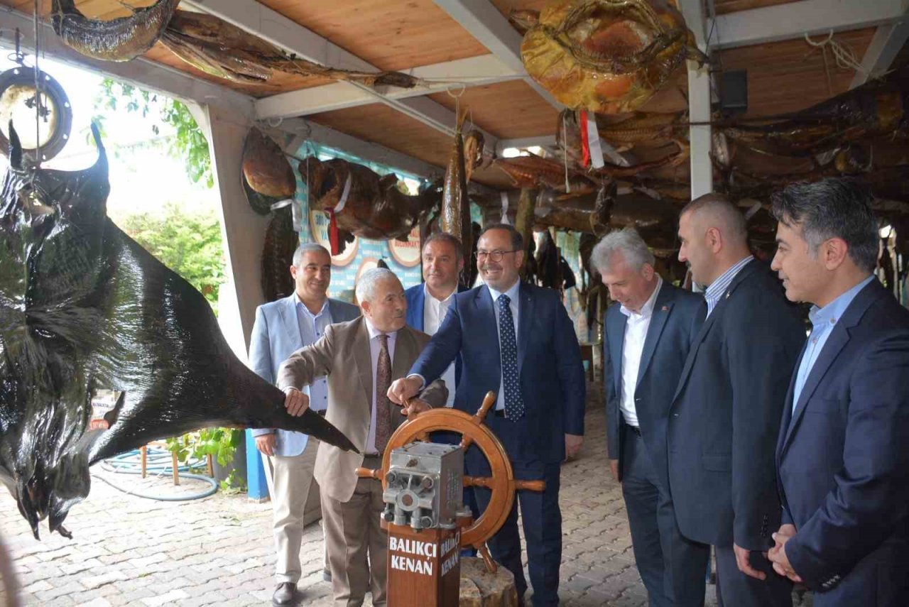 AK Parti Milletvekili Dalkılıç, Türkiye Deniz Canlıları Müzesi’nde