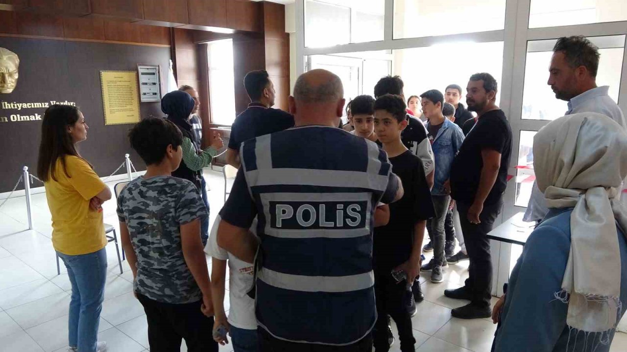 Depremin vurduğu Hatay’da LGS başladı