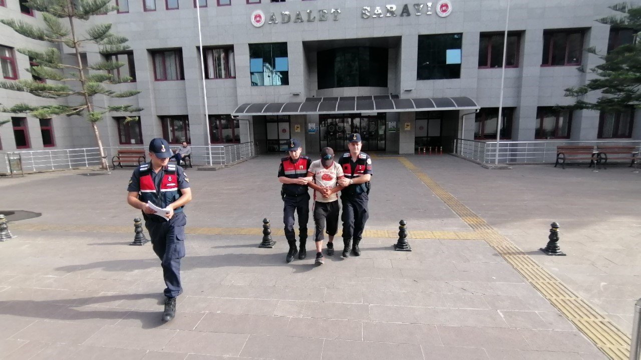 Yol kontrolünde yakalanan hırsız 10 yıl 7 ay hapis cezasına çarptırıldı