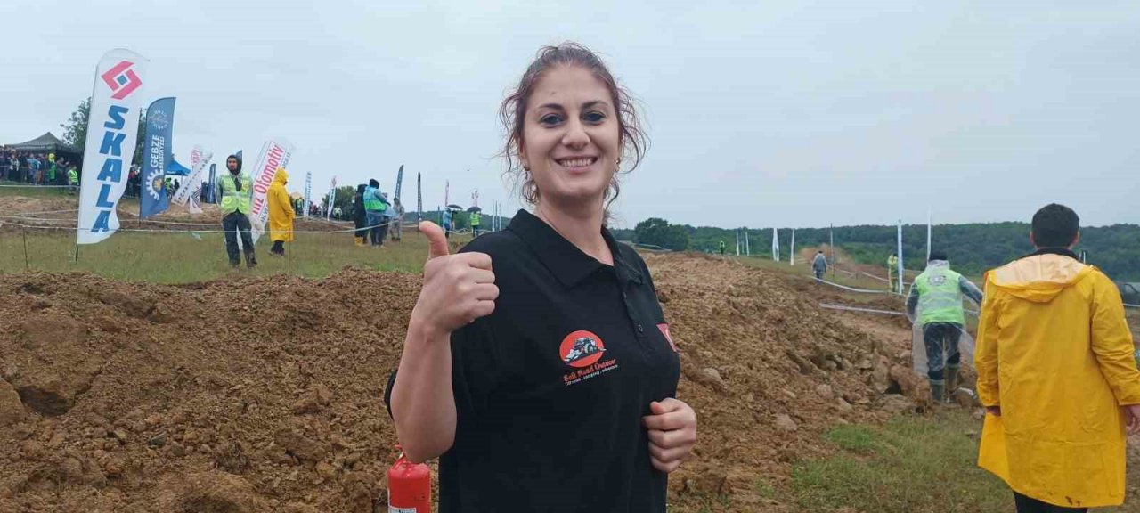 Off-Road Festivali’nde kadınların inanılmaz performansı ağızları açık bıraktı