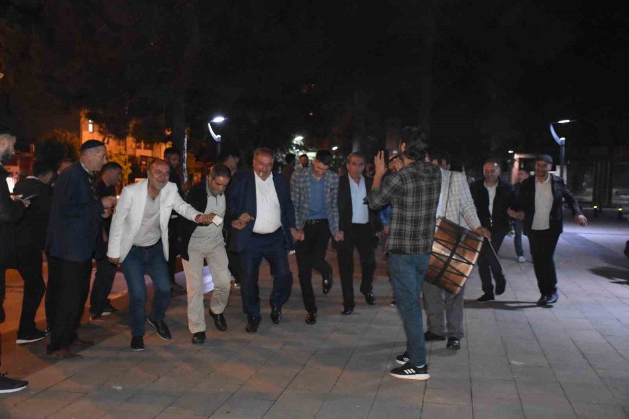 Bingöl’de Cevdet Yılmaz coşkusu