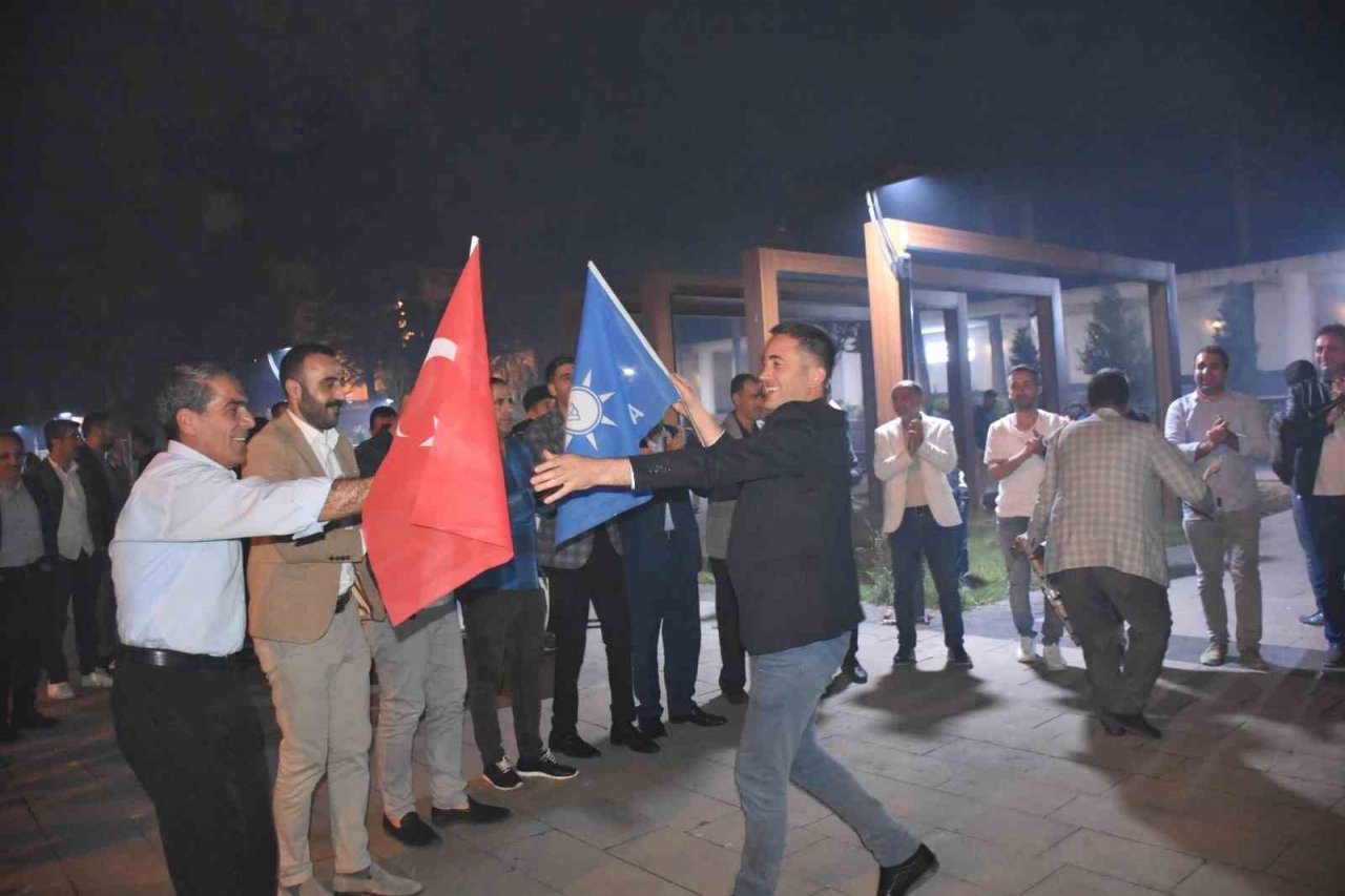 Bingöl’de Cevdet Yılmaz coşkusu