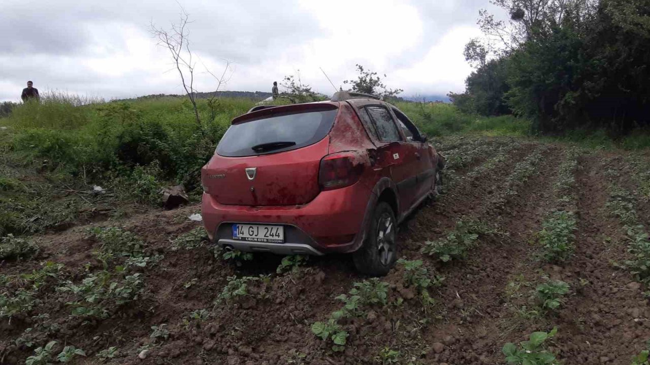 Cip patates tarlasına uçtu: 2 yaralı