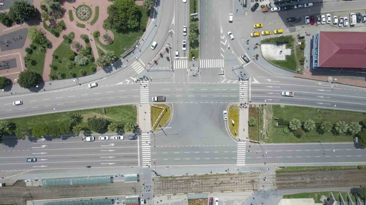 Başkan Demir: “Karbon salınımını sıfıra indiren ilk şehir olacağız”