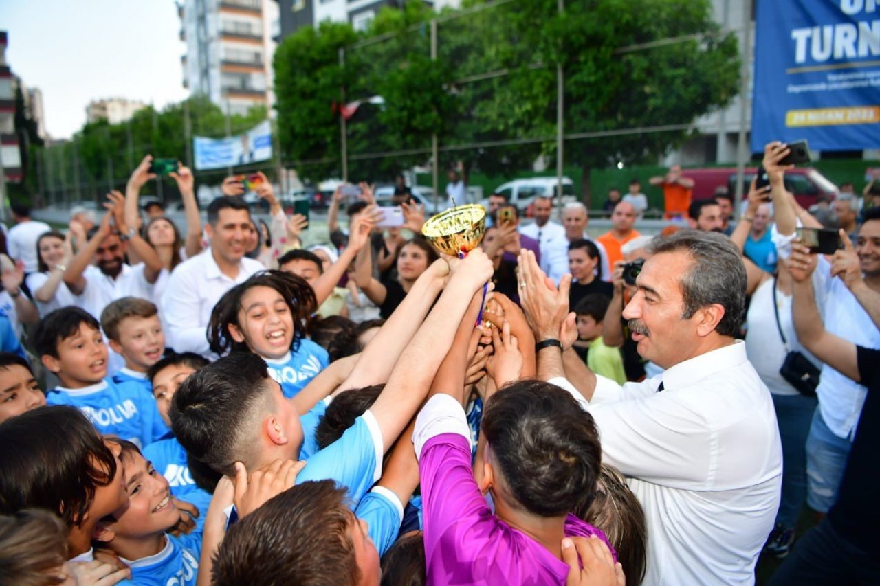 “Umut Turnuvası” şampiyonu Adana Demirspor oldu