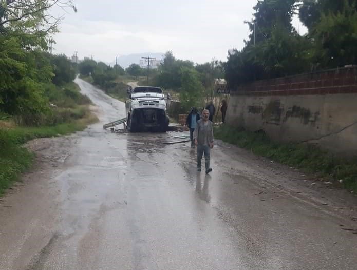 Selin ikinci defa çökerttiği yolda facia ucuz atlatıldı