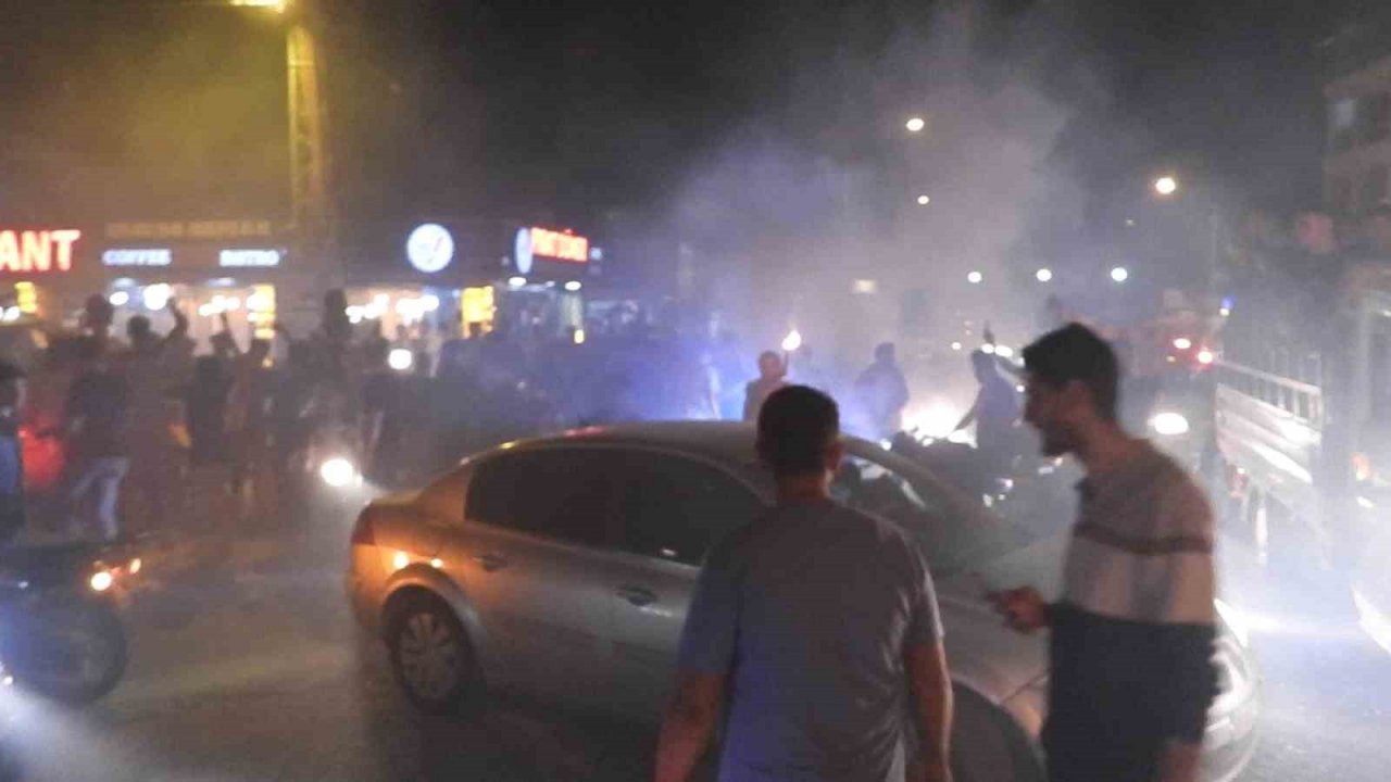 Depremin bölgesinde ikinci kez şampiyonluk kutlaması