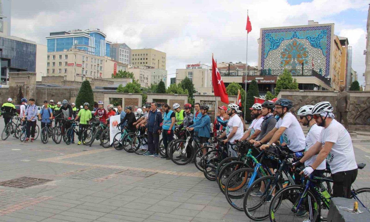 Şehit ve gaziler için pedal çevirdiler