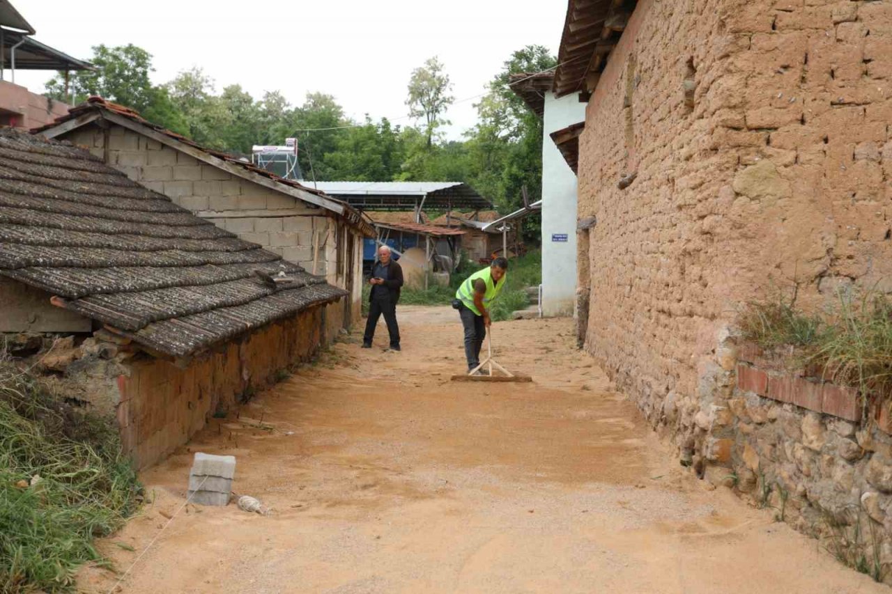 Kırsal mahalleler merkezin konforuna kavuşuyor