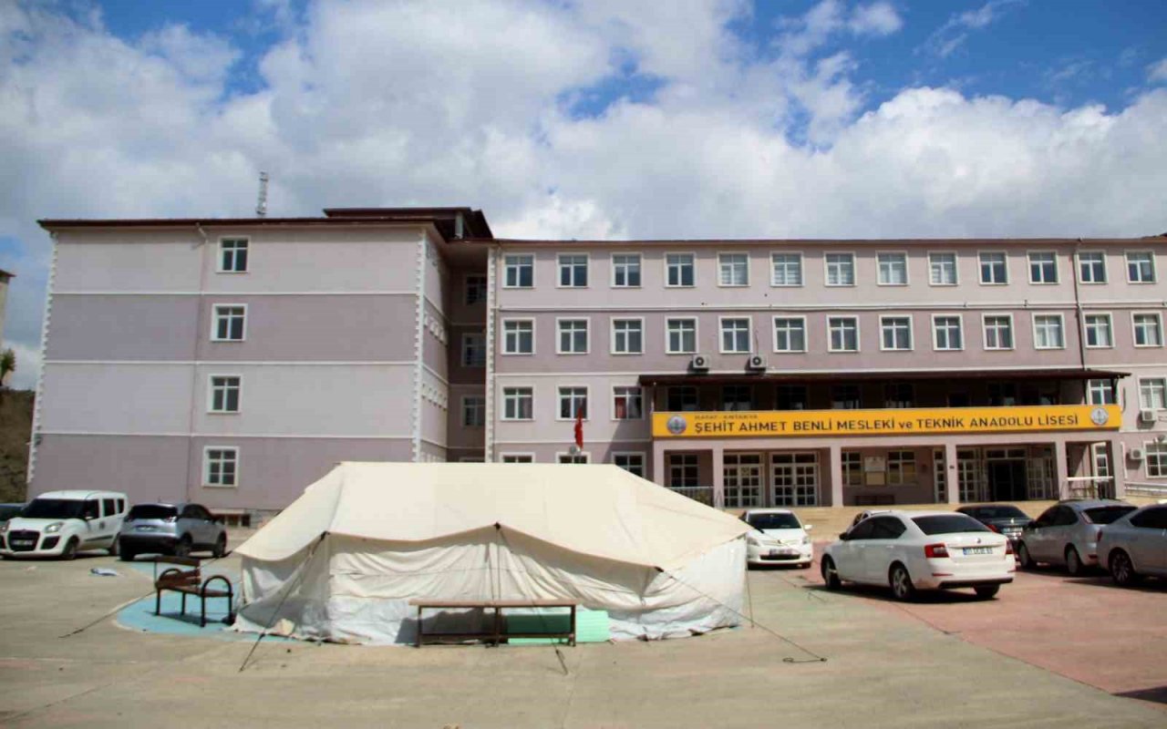 Depremin vurduğu Hatay’da LGS başladı