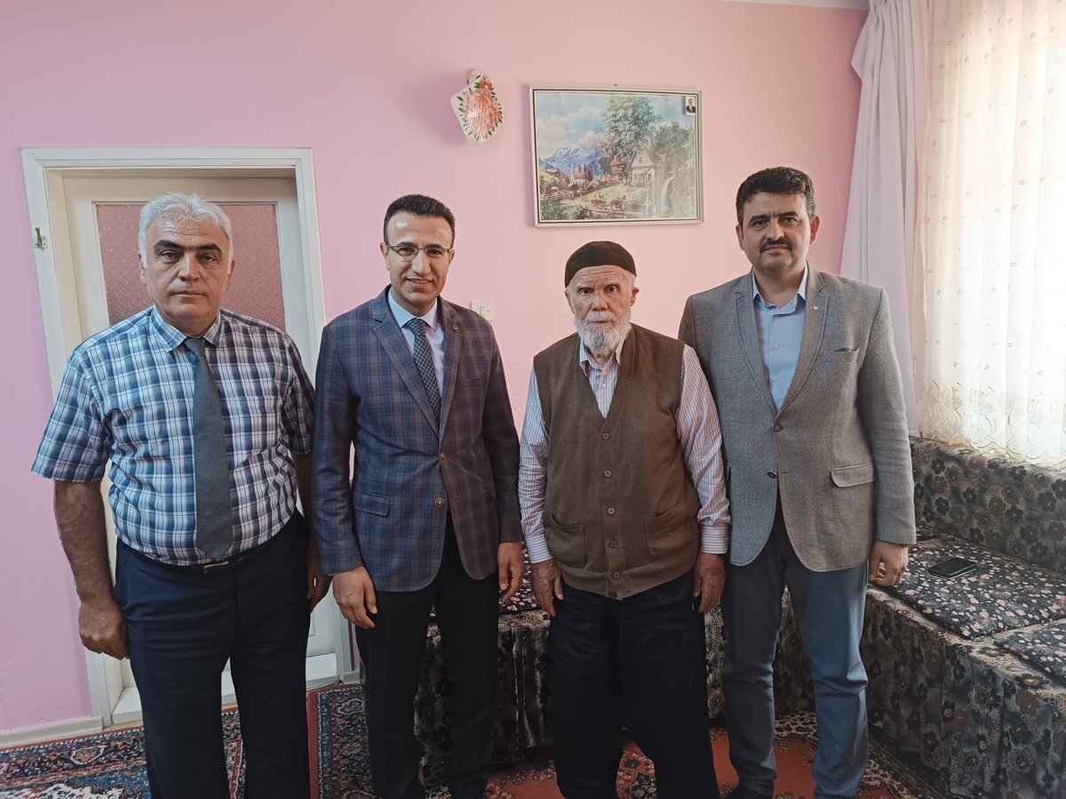 Kaymakam Akpay’dan hocaların hocasına ziyaret