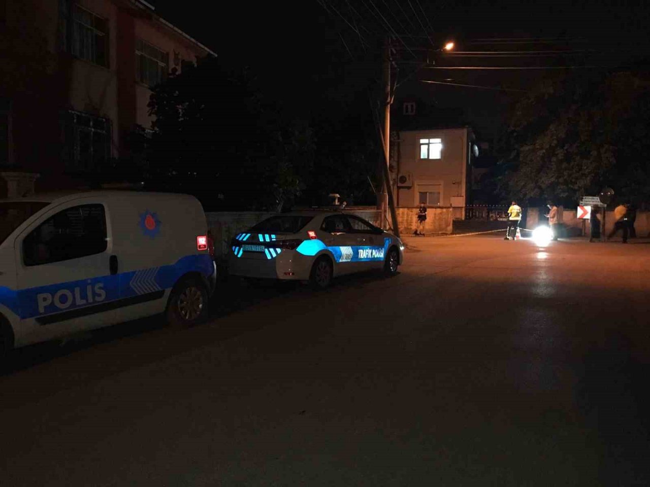 Birbirlerine ateş açıp kaçtılar, ortalık savaş alanına döndü