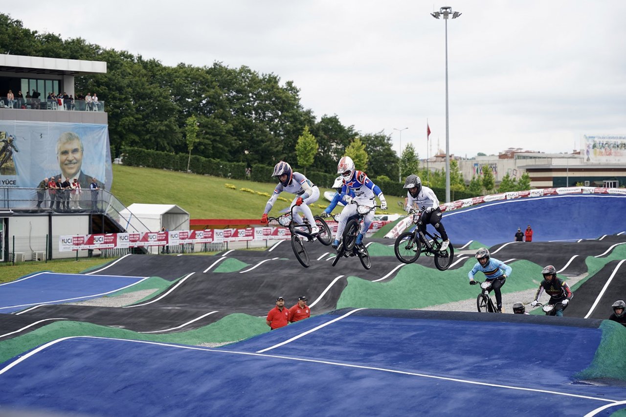 BMX World Cup Sakarya’da fırtına estirdi