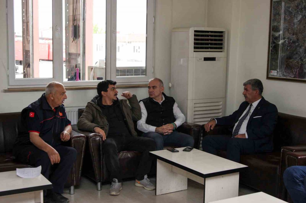 Şiddetli yağış sonrası saha temizlik çalışmalarını yerinde inceledi