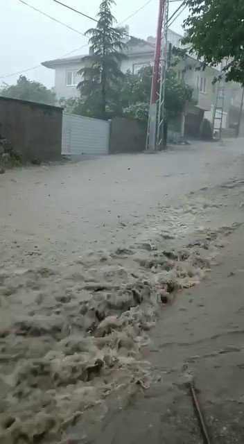 Tokat’ta aşırı yağış sele neden oldu