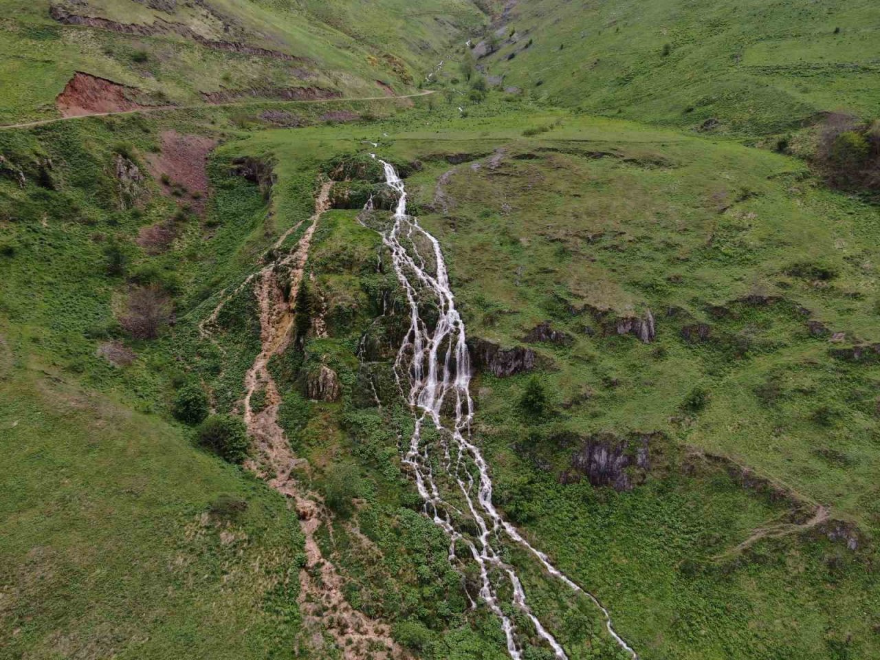 Hamsiköy Şelaleleri Arap turistlerin gözdesi oldu