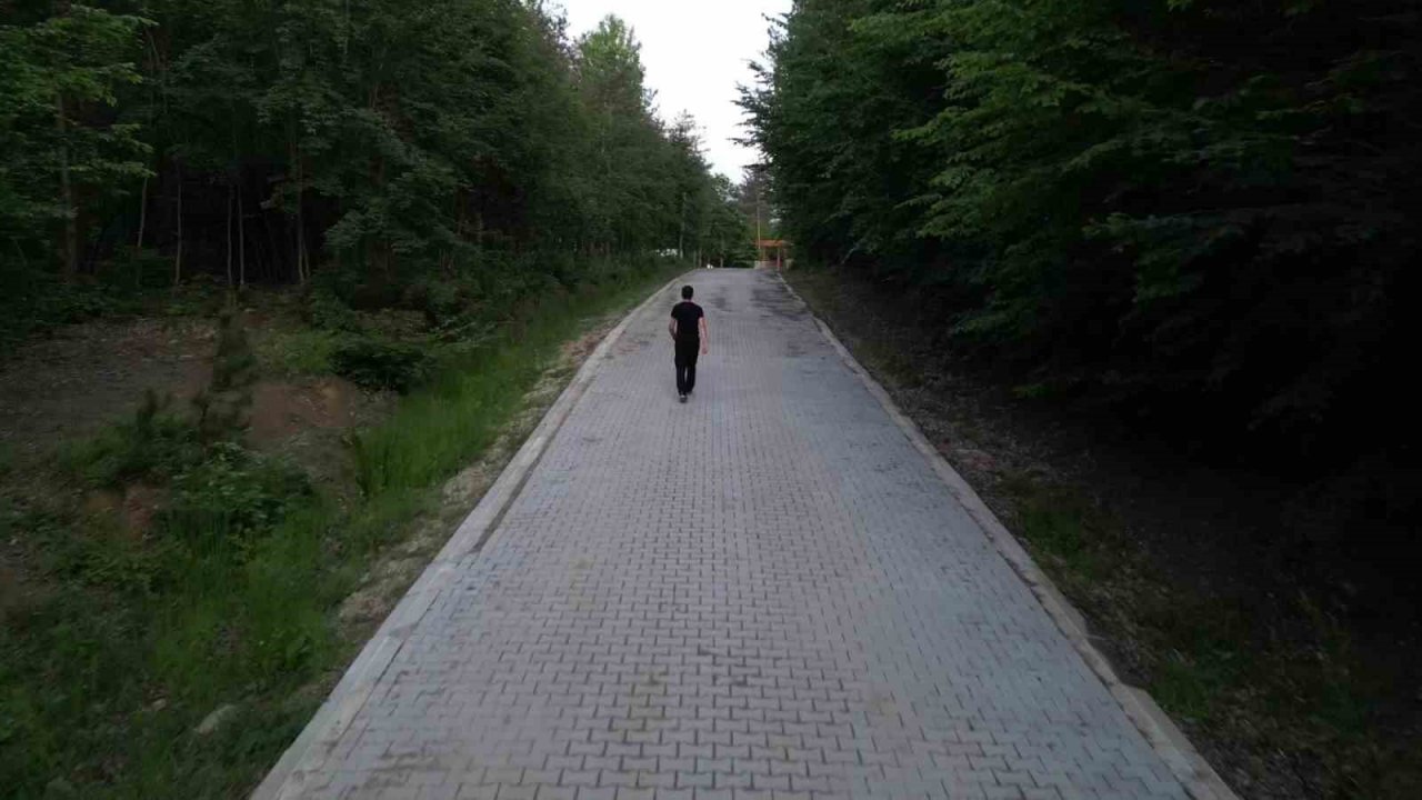 Manzarası ve doğal güzelliğiyle kendine hayran bırakan Korugöl, ziyaretçilerini bekliyor