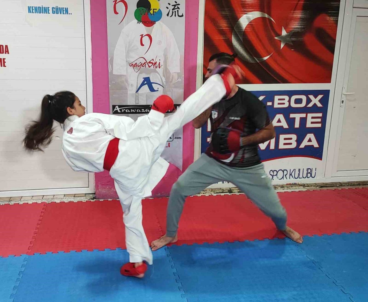 6 yaşında karateye başladı, 12 yaşında 60 madalyası var