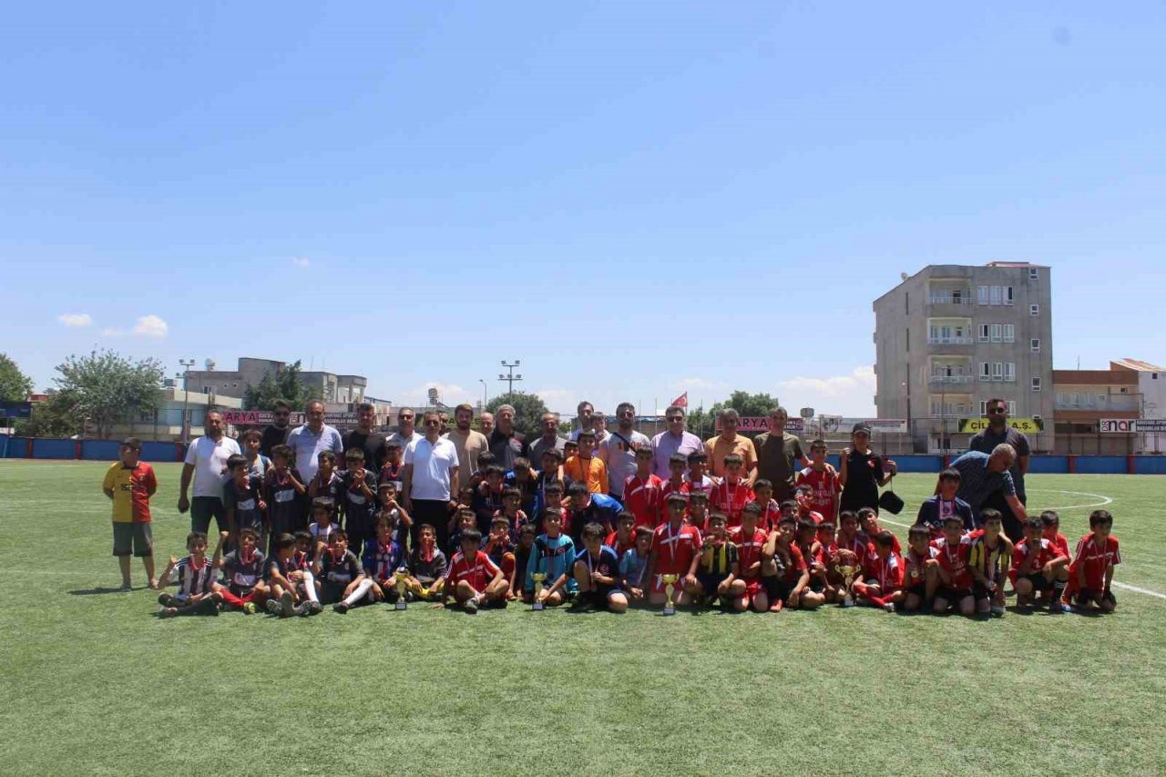 Adıyaman’da öğrenciler arası futbol turnuvası düzenlendi