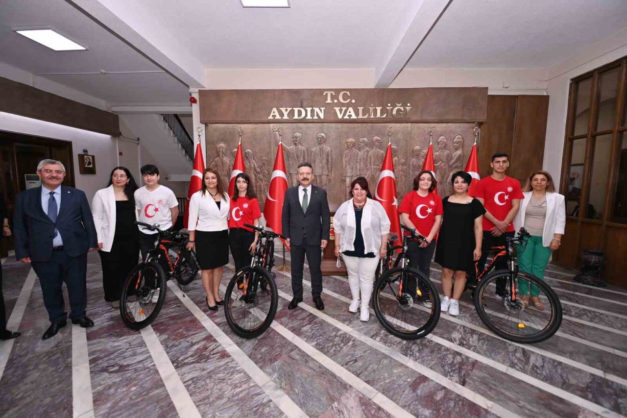 Sıfır Atık tasarım yarışmasında ödüller sahiplerini buldu