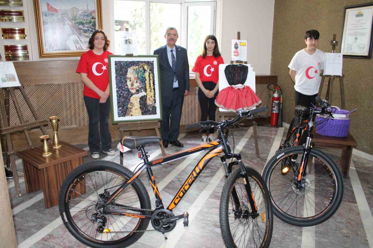 Sıfır Atık tasarım yarışmasında ödüller sahiplerini buldu