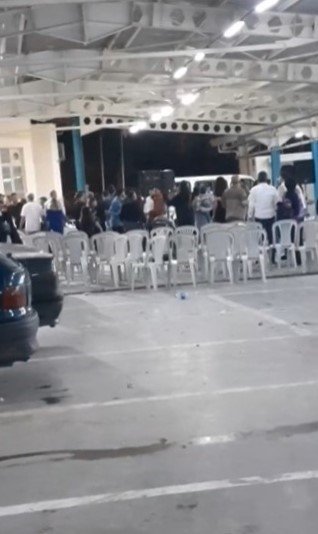 Düğünde tekme ve yumruklar konuştu; 2 yaralı