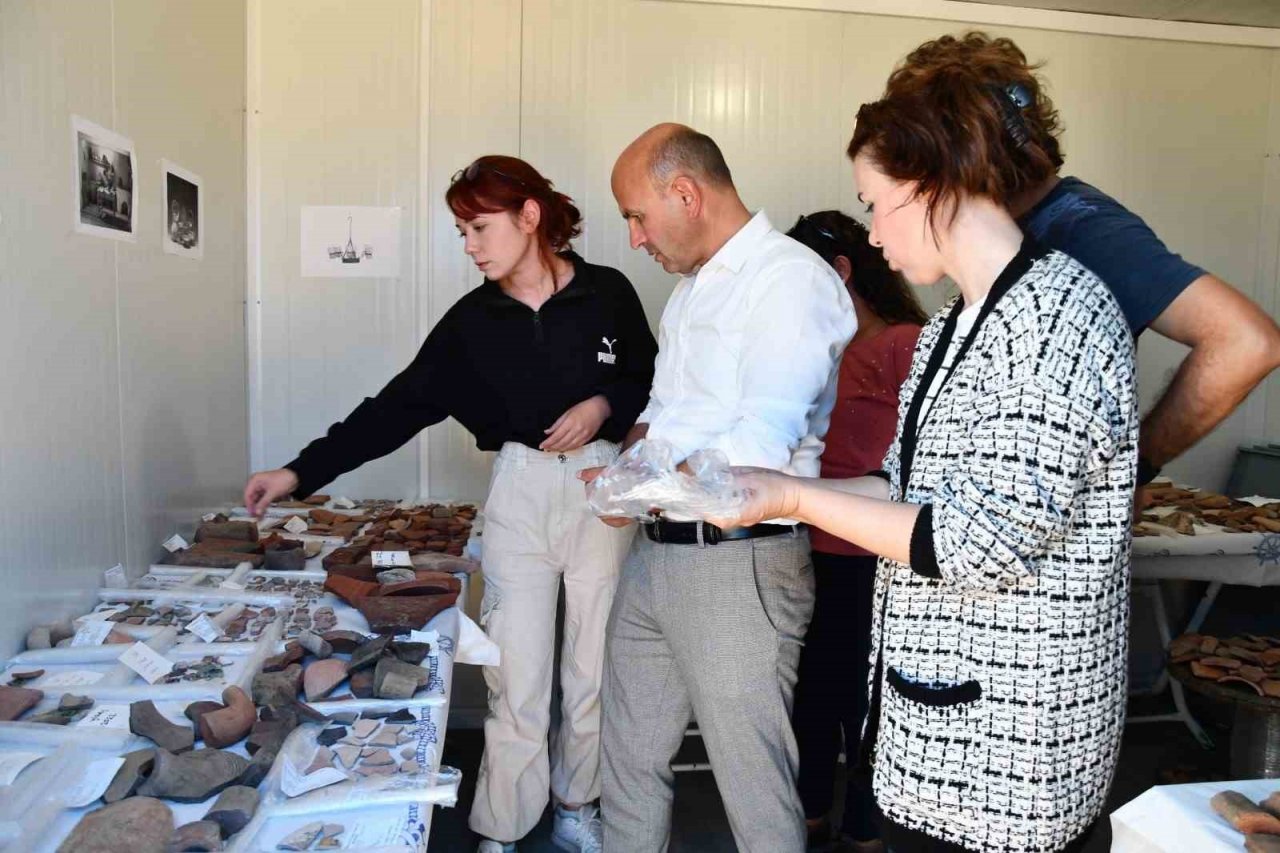 Altınova’da arkeolojik kazılar devam ediyor