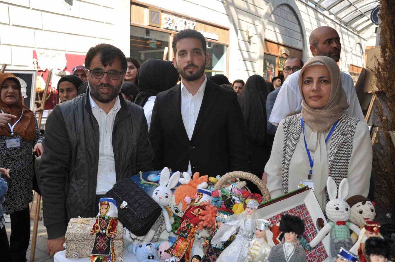 Kars’ta el emeği göz nuru ürünler sergilendi