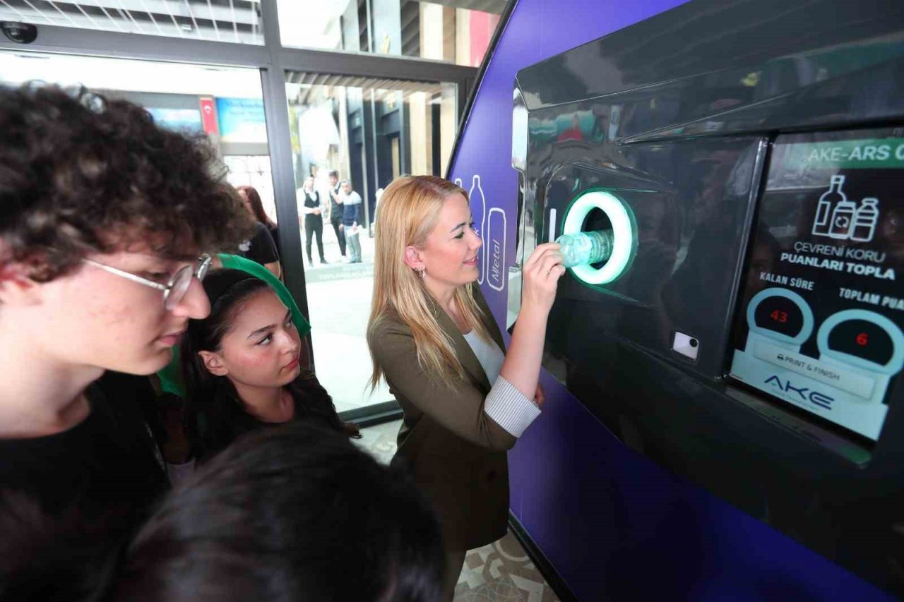 Merkezefendi Belediyesi’nden Dünya Çevre Günü etkinliği