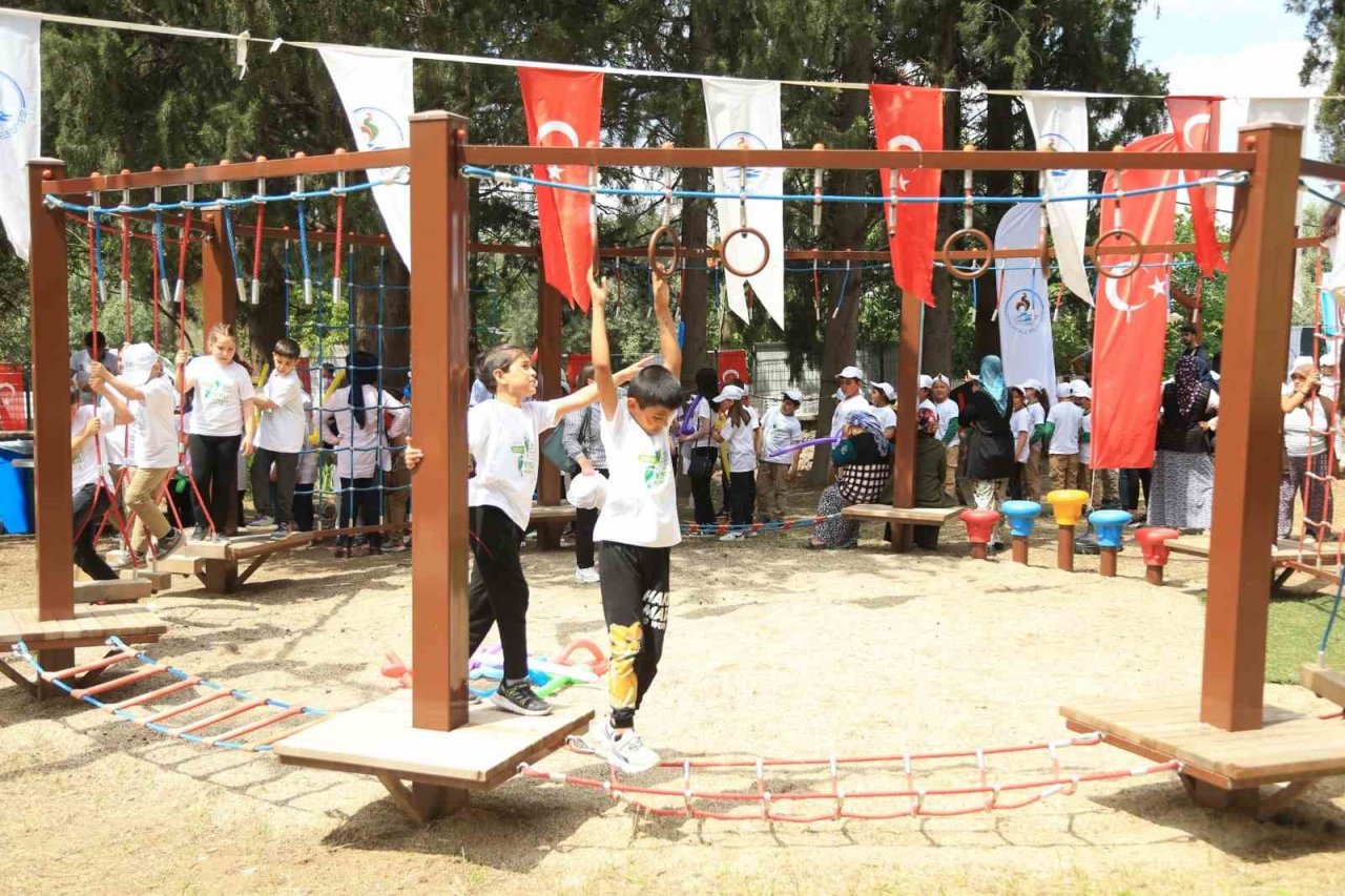 Pamukkale’de Çevre Günü etkinliği düzenledi