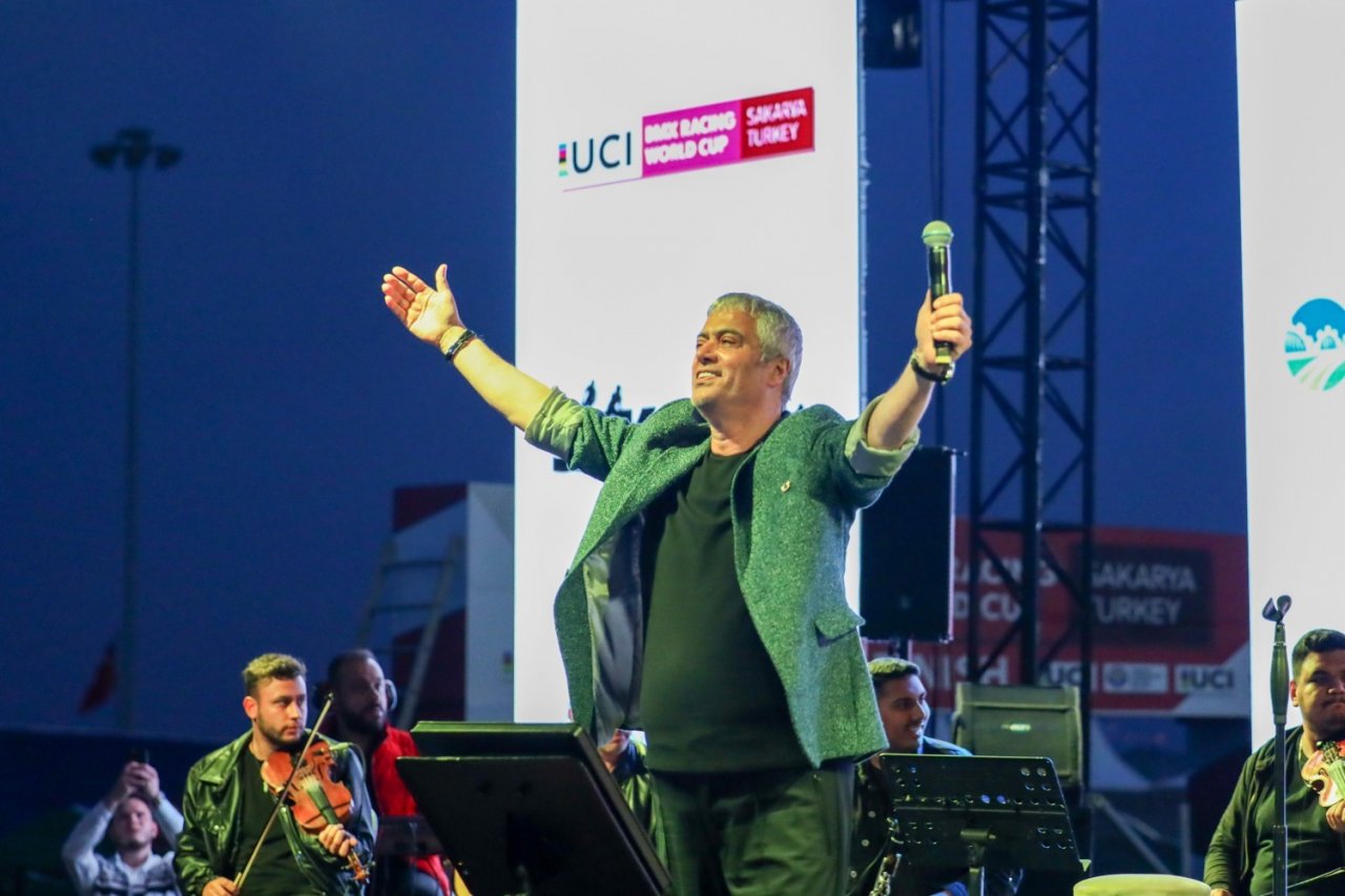 Sakarya’da Cengiz Kurtoğlu rüzgarı