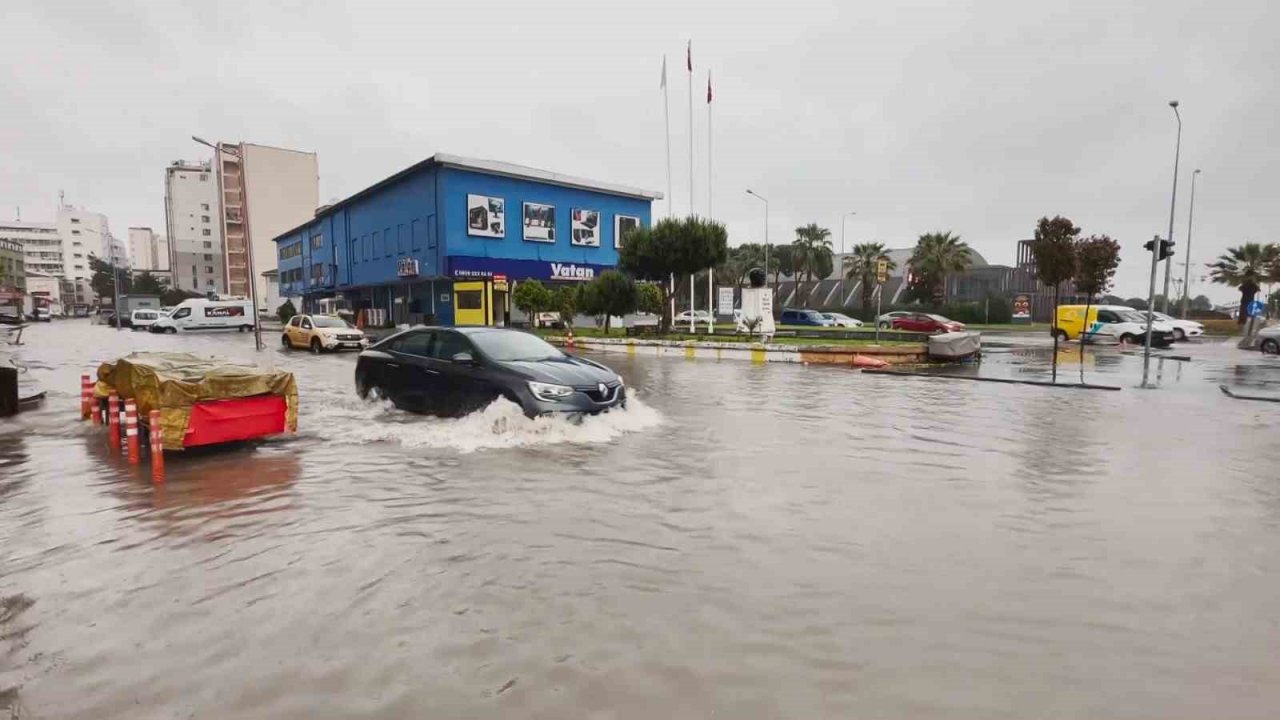 Samsun’da 5 ilçede eğitime sağanak engeli