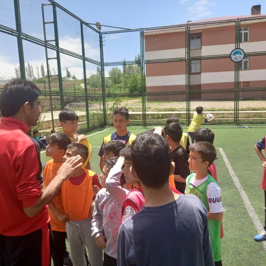 Sarız’da futbola yoğun ilgi