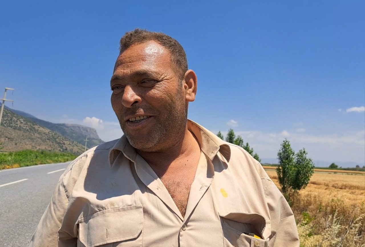 Söke Ovası’nda Buğday hasadı gecikmeli de olsa başladı