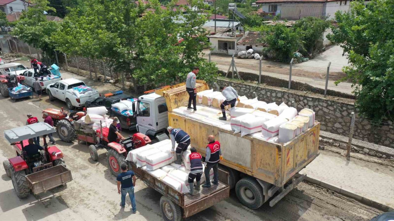 Pamukkale Belediyesinden Goncalılı afetzedelere destek