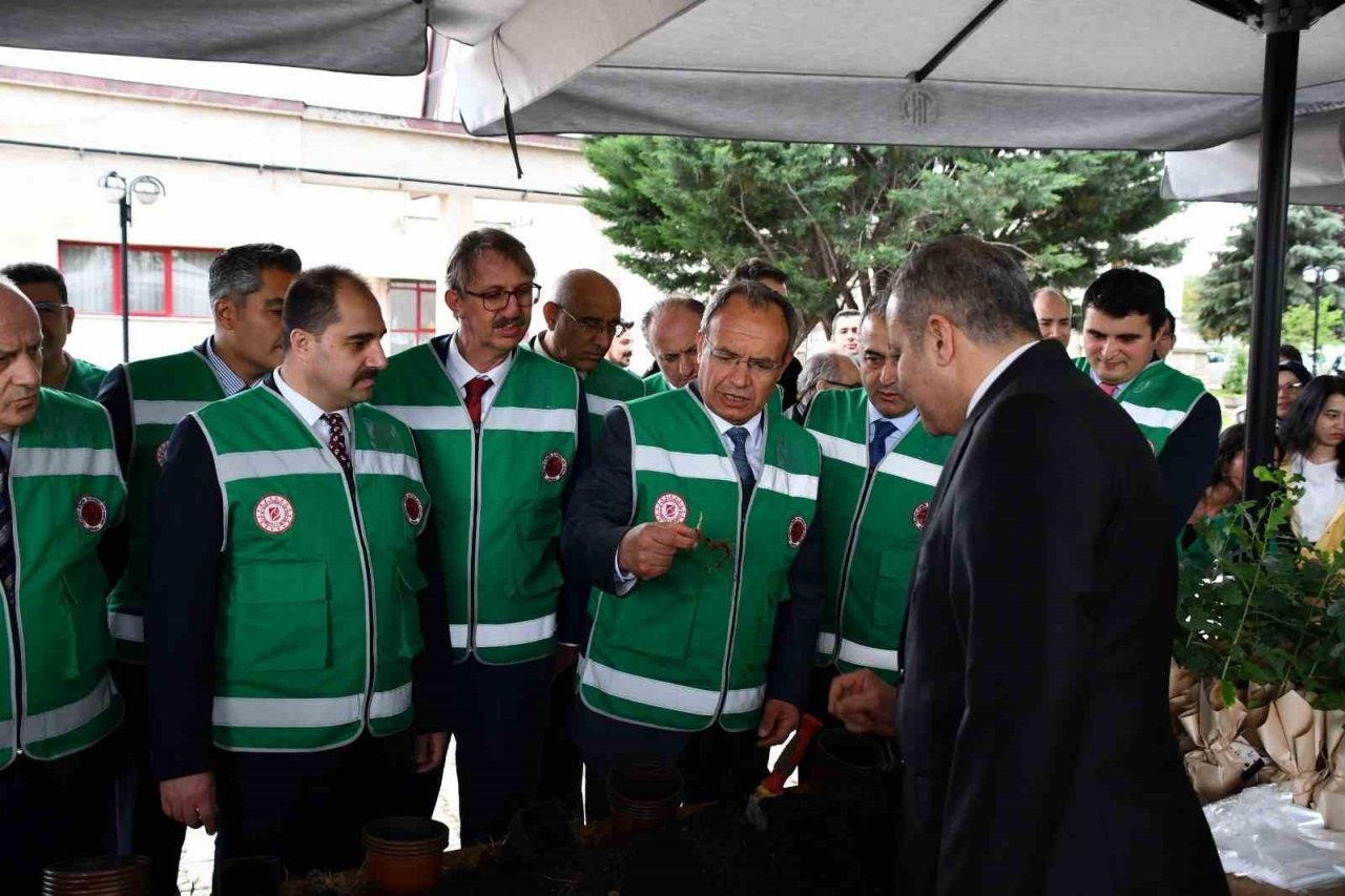 TKİ personeli 1957 Hatıra Ormanı Projesi vesilesiyle bir araya geldi