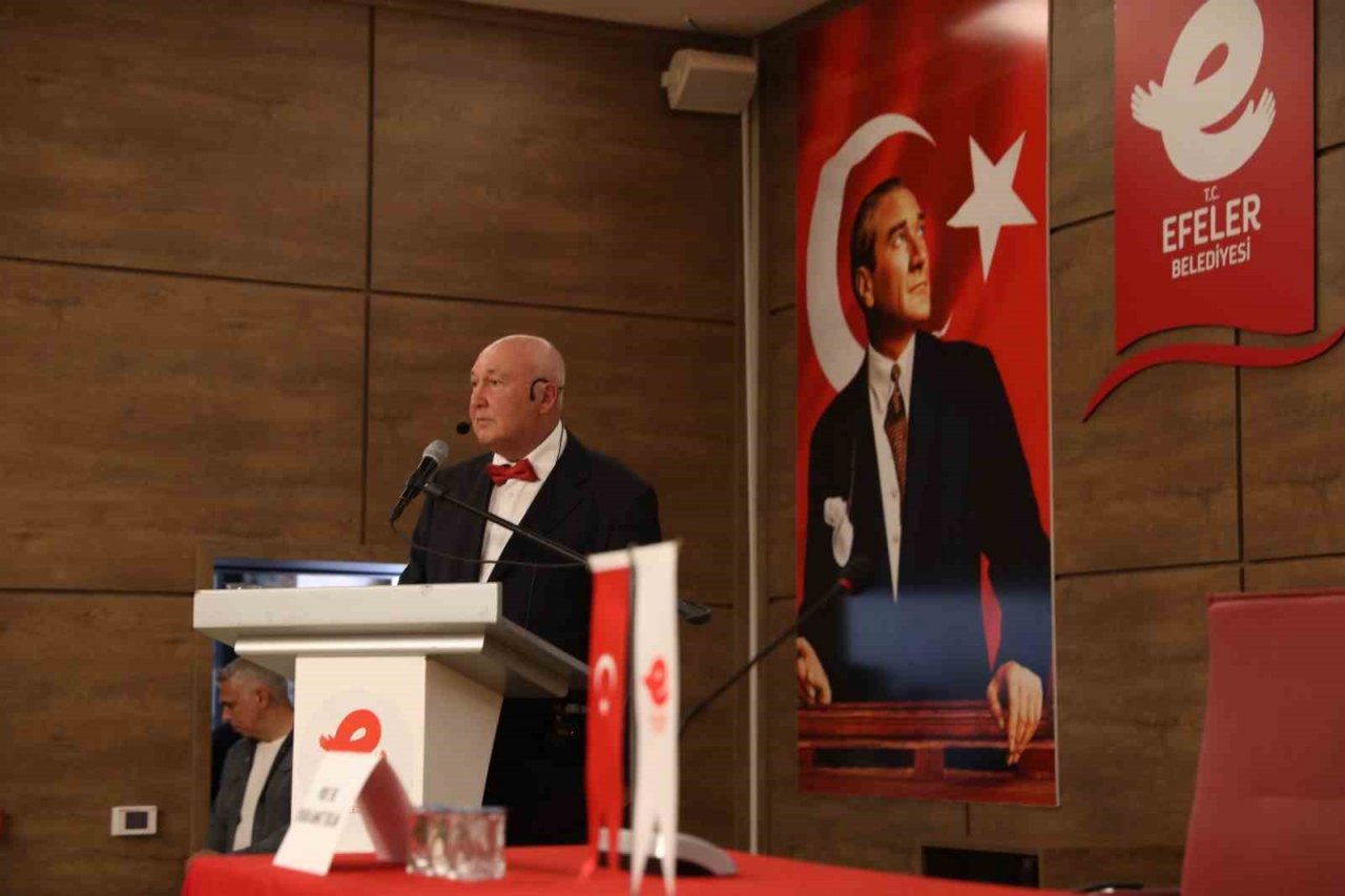 Efeler, depremle bilim ışığında mücadele ediyor