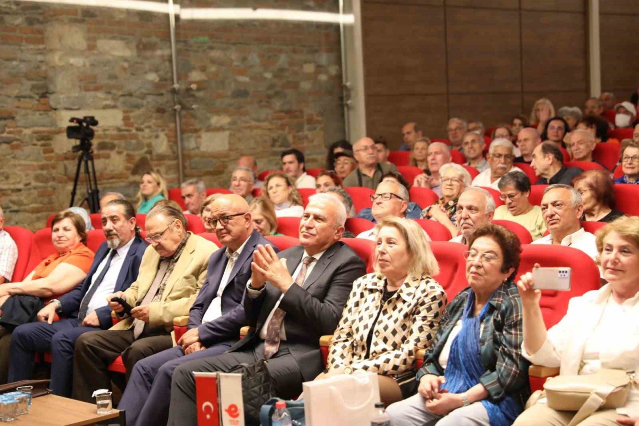 Efeler, depremle bilim ışığında mücadele ediyor