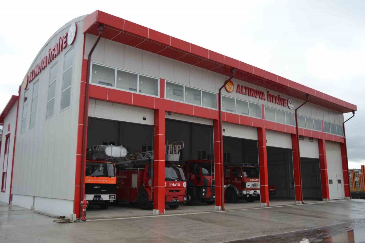 Altınova Belediyesi 36 yaşında