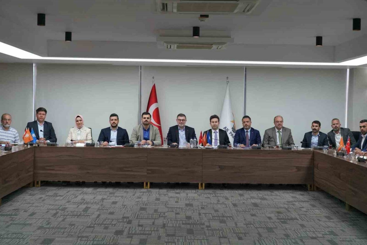 Başkan Saygılı’dan Çeşme projesi ve Kemeraltı çıkışı