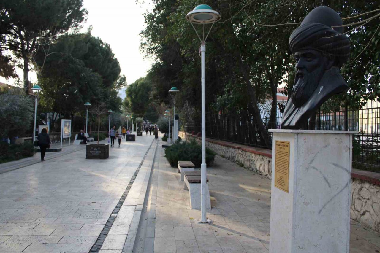 Bu sokak sanat kokuyor