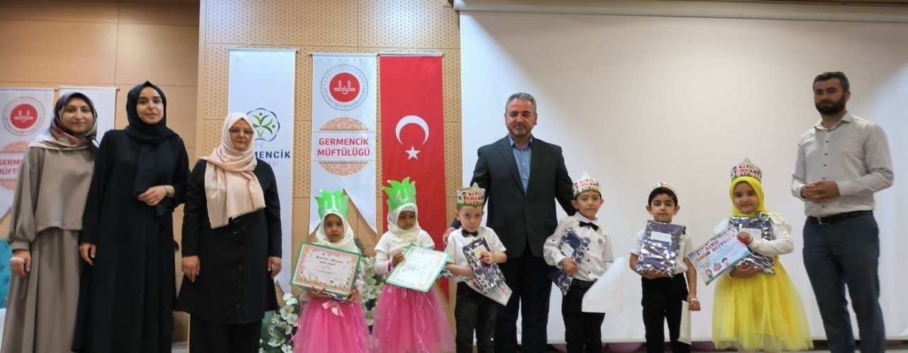 Germencik’te Kur’an Kurslarında mezuniyet sevinci