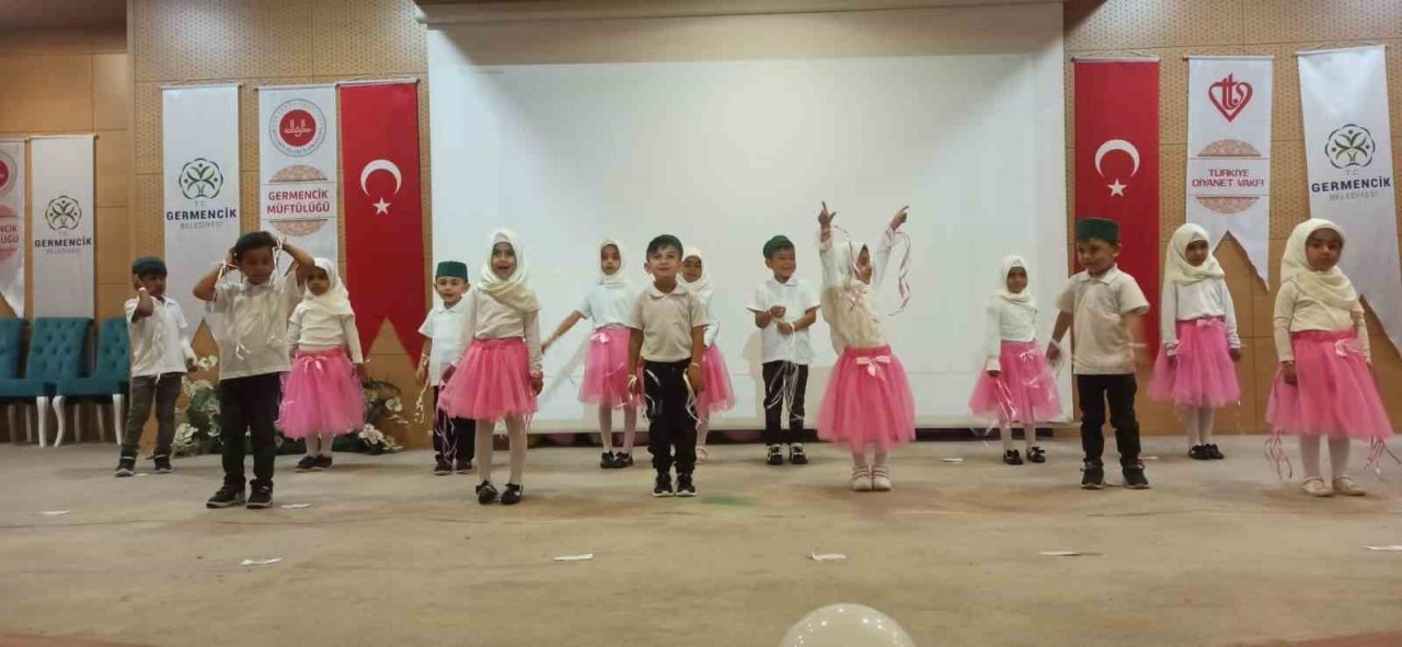 Germencik’te Kur’an Kurslarında mezuniyet sevinci