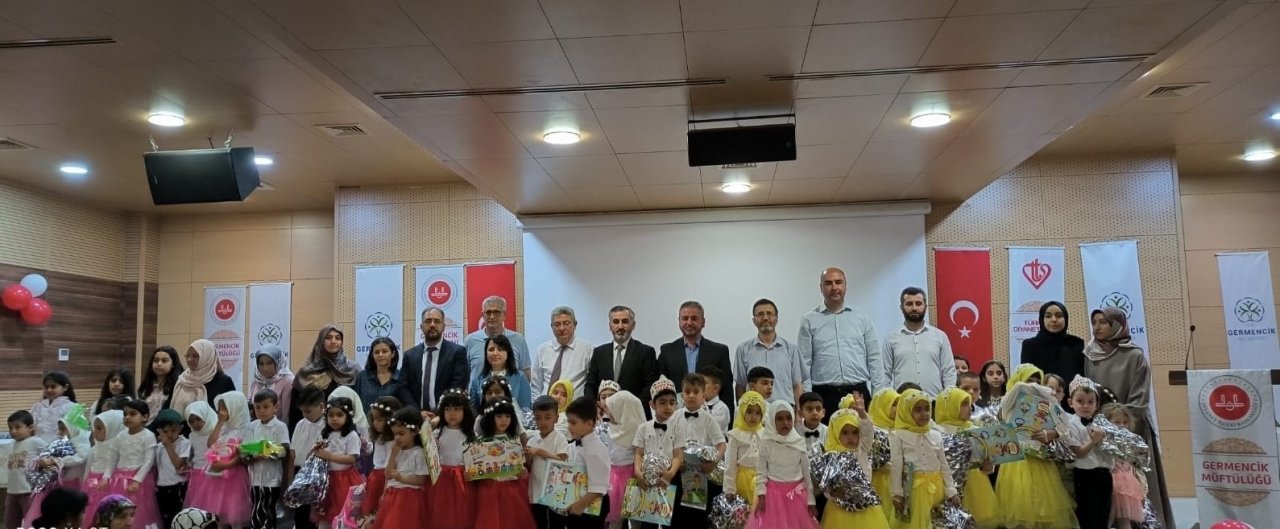 Germencik’te Kur’an Kurslarında mezuniyet sevinci