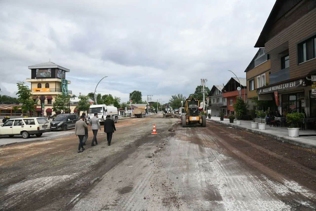 Başiskele’de yaz temizliği başladı