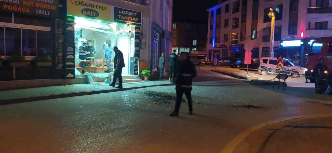 Bolu’da gaz sıkışması sonucunda tüp bomba gibi patladı