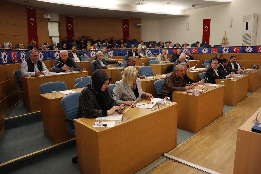 Düzce Belediye Meclisi 30 gündem maddesini görüştü