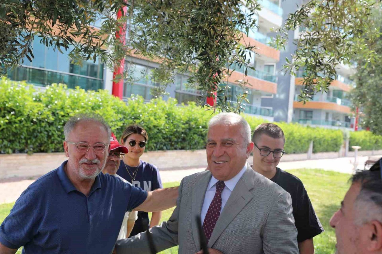 Başkan Atay ’Efeler’in Efesi’ filmi için kamera karşısına geçti